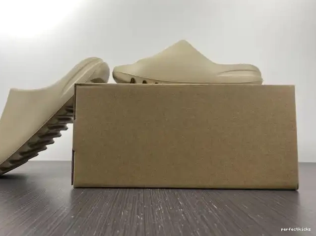 Yeezy GW1934 Pure Adidas Slide 0617